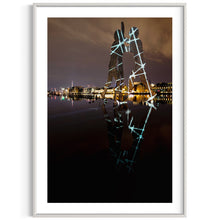 Laden Sie das Bild in den Galerie-Viewer, Hidden Places Berlin Molecule Man 2020 (signed + Frame)