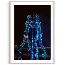 Laden Sie das Bild in den Galerie-Viewer, Hidden Places Berlin Molecule Man 2020 (signed + Frame)