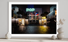 Laden Sie das Bild in den Galerie-Viewer, Berlin Popkudamm Container LIghts 2022 (signed + Frame)