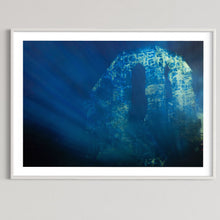 Laden Sie das Bild in den Galerie-Viewer, Oberwesel / (Rheinpartie/ Germany) 2009 "Liquid Memory" 2009 (signed + Frame)