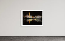 Laden Sie das Bild in den Galerie-Viewer, Regensburg Steinerne Brücke 2018 (signed + Frame)