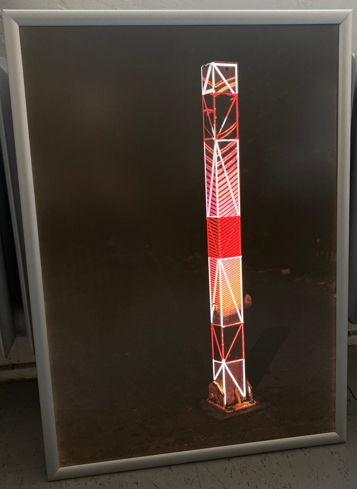 LED Light Frame / Led Leuchtrahmen Hidden Places Berlin Pfosten/ jamb 2020 (signed)