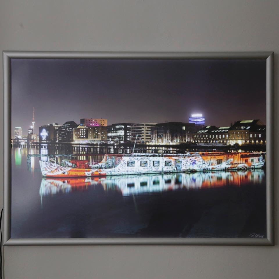 LED Light Frame / Led Leuchtrahmen - Hidden Places Berlin Schiffswrack 2016  (signed)
