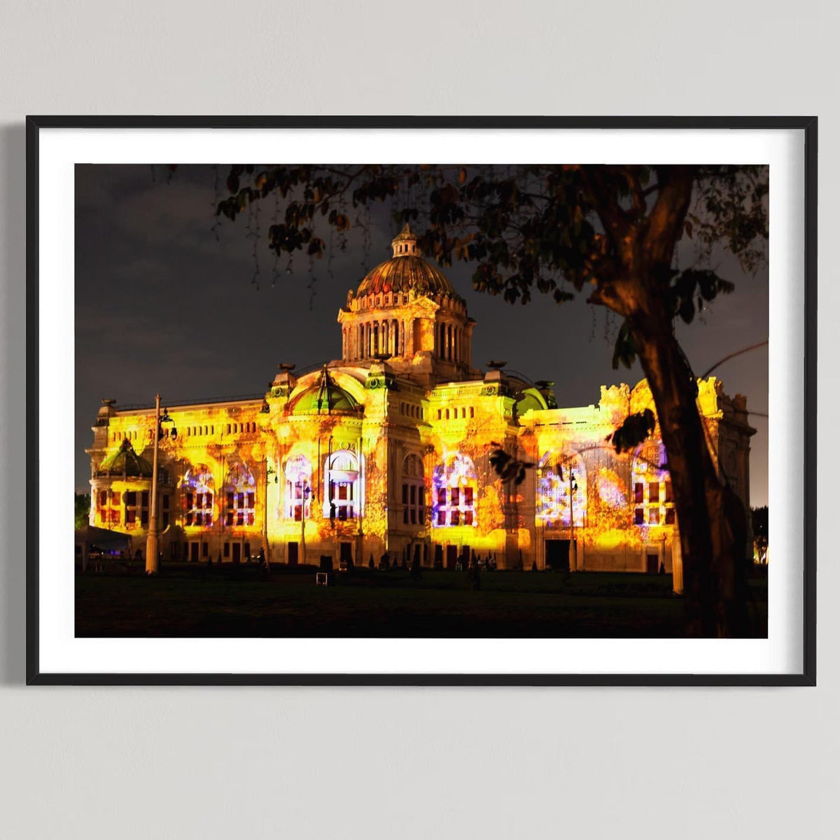 Bangkok / Thailand Ananta Smakhom Throne Hall 2009 (signed + Frame)