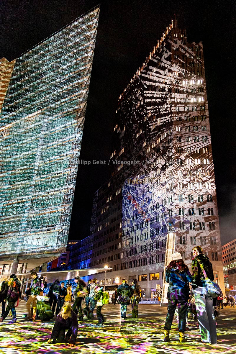 Berlin / Potsdamer / Platz Festival of Lights 2012 "Time Drifts - WORDS OF BERLIN" 10.-21 October 2012 (signed + Frame)