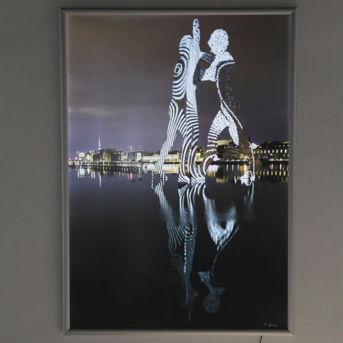 LED Light Frame / Led Leuchtrahmen - Hidden Places Berlin Molecule Man 2020 (signed)