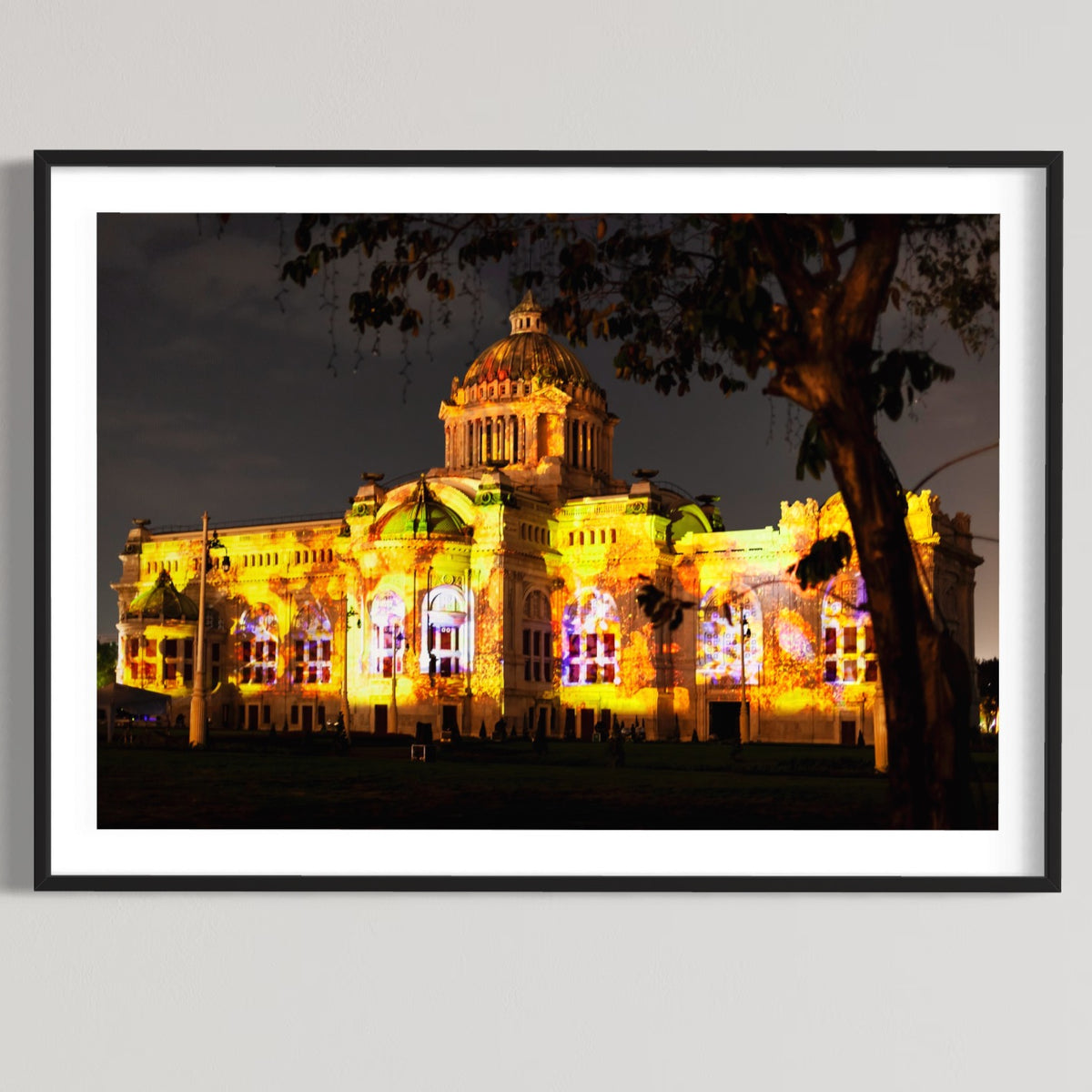 Bangkok / Thailand Ananta Smakhom Throne Hall 2009 (signed + Frame)