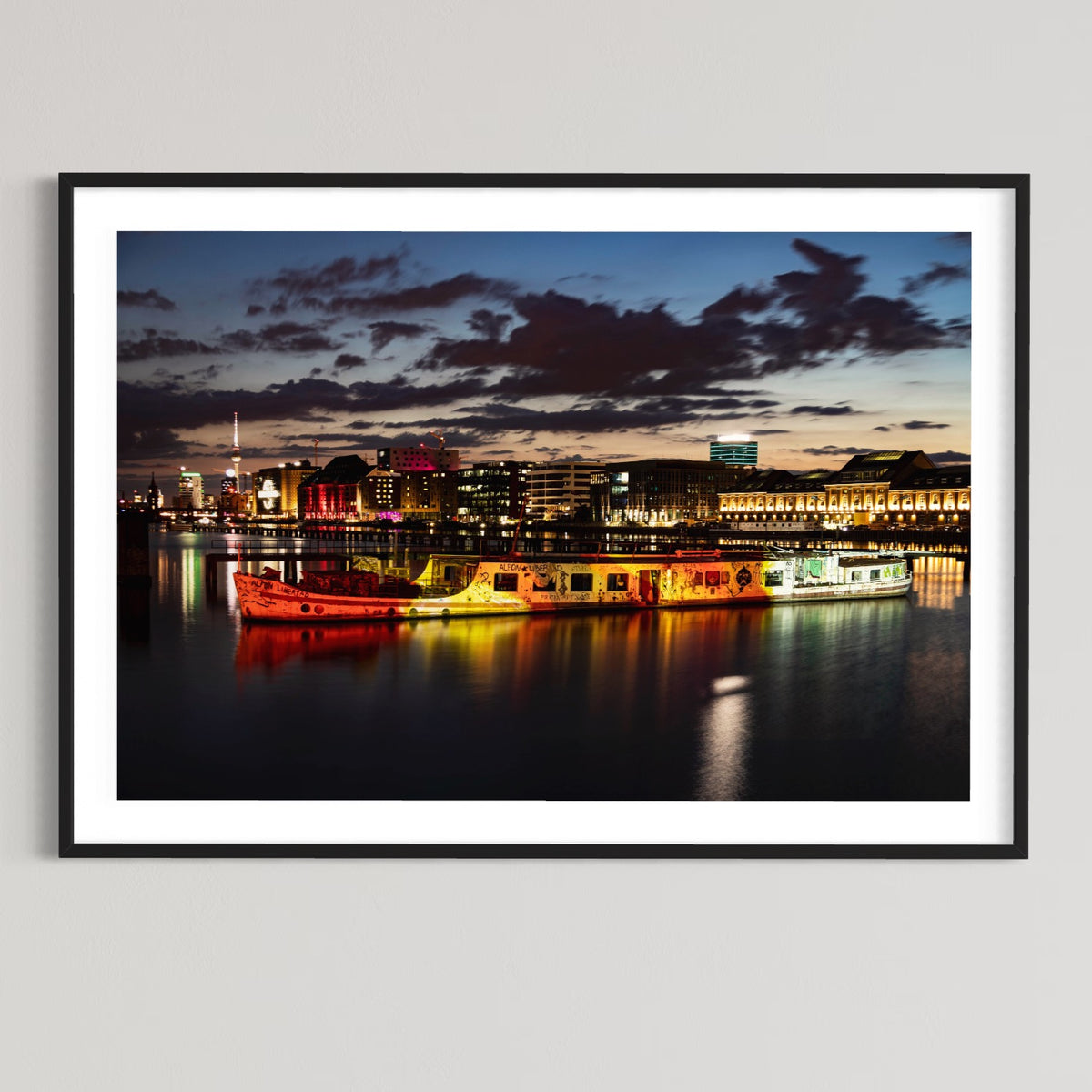 Berlin Hidden Places Schiffswrack 2020  (signed + Frame)